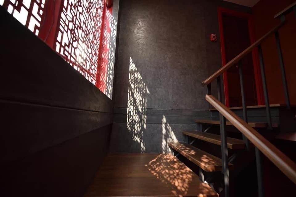 Caiyong Hometel & Cafe'S Studio Banguecoque Exterior foto
